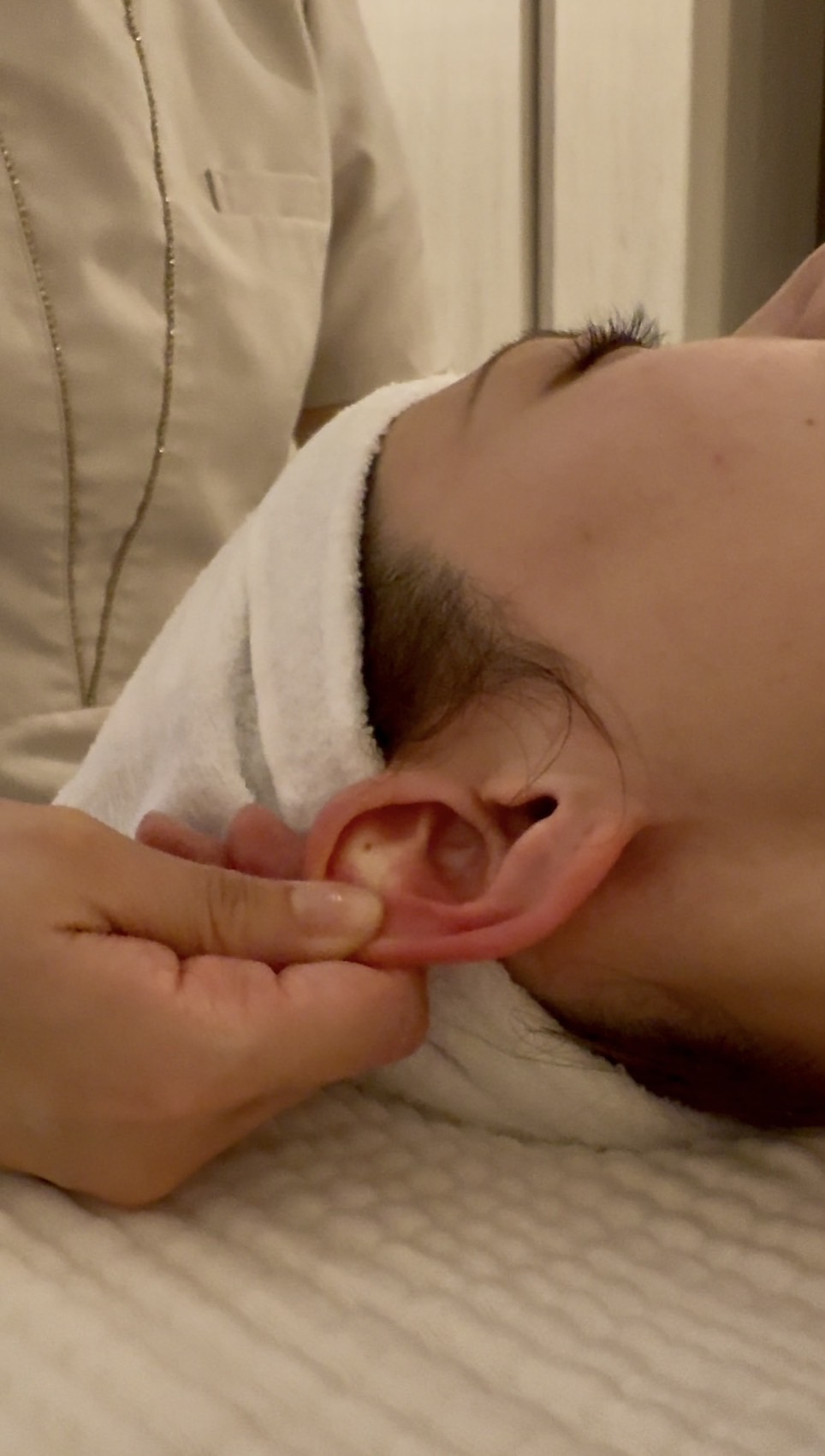 イヤーセラピー